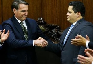 Acordos entregam comissões mais importantes do Congresso a aliados de Bolsonaro