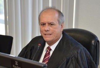 Desembargador rejeita embargos de declaração movidos pelo Estado da Paraíba no caso da incorporação da bolsa desempenho
