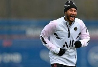 "Postei e saí correndo", diz Neymar após declarar apoio a Sarah