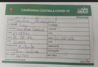 Atendente erra nome de Silvio Santos na carteira de vacinação contra a covid-19