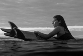 TRAGÉDIA: Surfista morre aos 22 anos, após ser atingida por um raio durante o treino