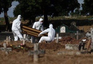COVID: País tem recorde com 2.798 mortes em 24h; RS e SP superam 500 óbitos