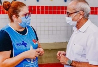 Cícero Lucena comemora retomada da vacinação contra a covid-19 em João Pessoa