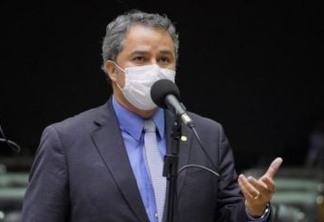 Deputado Efraim Filho reafirma disputa ao senado e lamenta desespero e jogo sujo de opositores