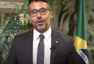 Leonardo Gadelha assume vaga na Câmara dos Deputados como suplente - VEJA VÍDEO