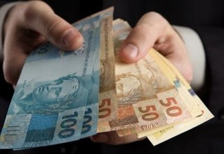 Sem aumento acima da inflação, Governo propõe salário mínimo de R$ 1.147 em 2022