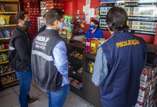 Covid-19: mais de 30 lojas são notificadas por descumprirem decretos, em João Pessoa