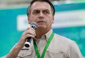 Bolsonaro volta a atacar lockdown e ameaça usar Forças Armadas se houver "caos"