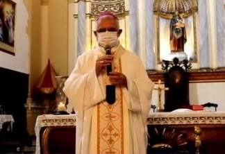 SEMANA SANTA: ‘A Eucaristia não nos fecha em nós mesmos, ela nos abre ao serviço’, diz Dom Delson
