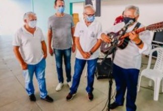 COVID-19: Prefeito Cícero Lucena visita postos de vacinação e anuncia atendimento noturno para agilizar segunda dose