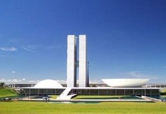 Mariz, Cícero, Maranhão: agraciados na “disputa solteira” ao Senado - Por Nonato Guedes