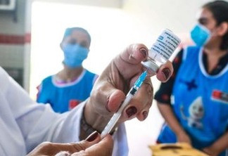 A PARTIR DE 35 ANOS: João Pessoa vacina trabalhadores do ensino superior neste domingo