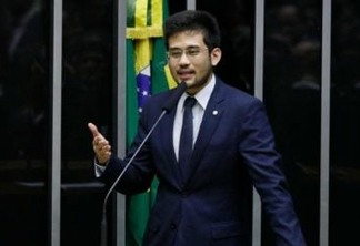 Kim Kataguiri aciona STF para obrigar Lira a analisar impeachment de Bolsonaro