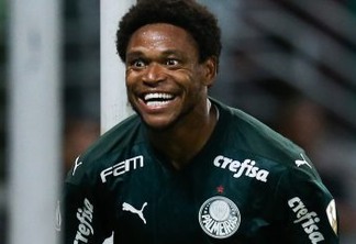 Jogador do Palmeiras atropela homem na frente de shopping em SP - VEJA VÍDEO