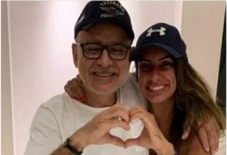 Com prisão domiciliar revogada, Queiroz festeja aniversário da filha denunciada pelo MP
