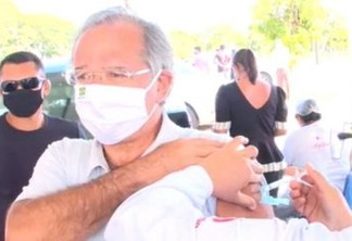 JUNHO DE 2020: Guedes poderia ter negociado vacinas, mas disse "não ser o responsável"