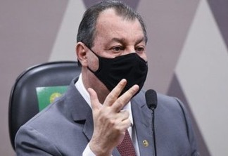 CPI DA COVID: "Está provado que o Brasil não quis comprar vacina", diz presidente da comissão Omar Aziz