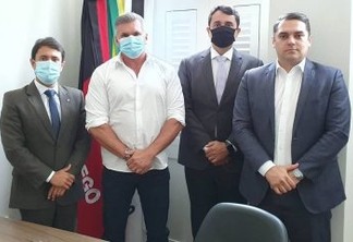 Em visita à Associação Paraibana do Ministério Público, Julian Lemos reforça compromisso em combater retrocessos ao combate à criminalidade