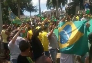 "SEGUINDO OS PASSOS DO PRESIDENTE": apoiadores de Bolsonaro causam aglomeração durante manifestação em João pessoa -VEJA VÍDEO