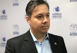 Júnior Araújo e lideranças políticas de Assunção buscam melhorias para escolas estaduais em audiência com secretário de Educação da Paraíba