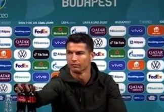 Cristiano Ronaldo afasta garrafas da Coca-Cola e provoca queda de US$ 4 bilhões nas ações da empresa