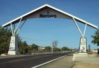 Monteiro publica novo decreto com fechamento de bares, restaurantes e academias e toque de recolher - VEJA MEDIDAS