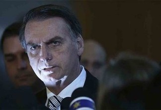 Bolsonaro contra-ataca: 'Caguei para a CPI. Não vou responder nada'; VEJA VÍDEO