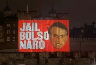 'Jail Bolsonaro', diz projeção na Torre de Londres pedindo prisão de Bolsonaro