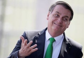 'Quem quer mais auxílio vá no banco fazer empréstimo', diz Bolsonaro se referindo a população que recebe auxilio de R$ 150 para sobreviver 