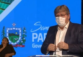 Durante pronunciamento, João Azevêdo fala sobre a importância do uso da máscara e manda indireta "Não acreditem no que dizem por aí"