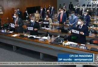 CPI no Senado faz 1 minuto de silêncio em homenagem as mais de 500 mil vítimas da Covid-19