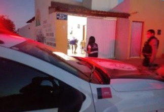 Vigilância em Saúde fecha rinha de galo e encerra festa na cidade de Monteiro