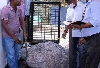 Homem encontra 'pedra' de R$ 518 milhões no quintal