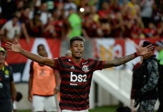 Com 3 gols de Bruno Henrique, Flamengo goleia São Paulo por 5 a 1 e encerra jejum de quatro anos