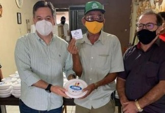 Júnior Araújo anuncia R$ 1 milhão em investimentos em parceria com Governo da Paraíba para o município de Bonito de Santa Fé