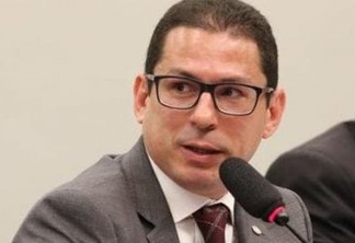 Marcelo Ramos pede a Lira acesso aos 127 pedidos de impeachment contra Bolsonaro