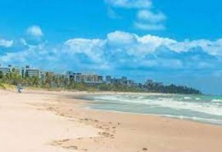 Novo decreto em Cabedelo flexibiliza acesso a praias e amplia horário de funcionamento de bares e restaurantes da cidade
