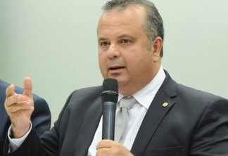 Em nova visita à Paraíba, ministro Rogério Marinho entrega 400 casas a famílias de baixa renda em Guarabira
