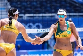 Dupla brasileira vence Canadá e avança para as oitavas no vôlei de praia feminino