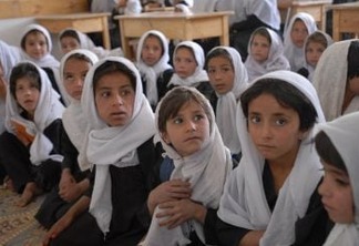 Educação passa a ser regida pelos princípios islâmicos excluindo diversidade de gênero