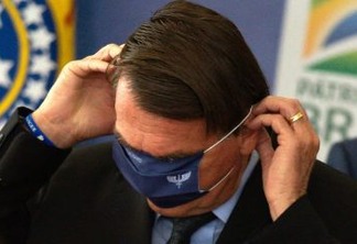 Governo de SP multa Bolsonaro pela terceira vez por não usar máscara em aglomeração