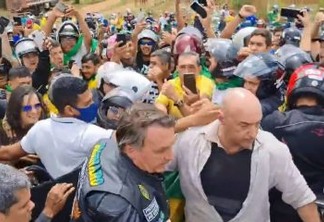 Em discurso a apoiadores, Bolsonaro fala sobre 'enquadrar' ministros do STF