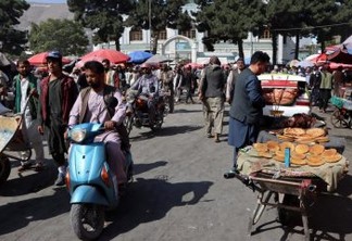 Protesto de afegãs é reprimido com violência pelo Talibã neste sábado (05)