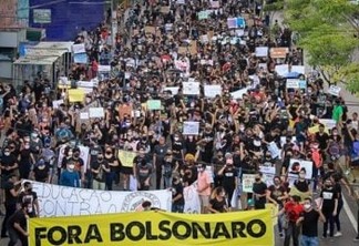 Lula e Bolsonaro antecipam jogo da sucessão e bloqueiam terceira via