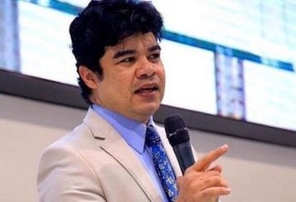 EXCLUSIVO: pastor Samuel Mariano defende Flordelis e elogia trabalho social desenvolvido pela pastora, em entrevista a podcast paraibano - VEJA VÍDEO