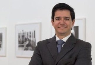 João Azevêdo nomeia Bradson Tibério como Procurador-Geral do MP junto ao TCE