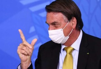 Bolsonaro confirma candidatura à reeleição e nega demissão de Guedes