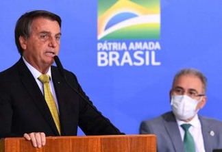 Anvisa recomenda isolamento de comitiva de Bolsonaro após infecção de Queiroga