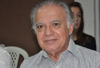 Professor e historiador, José Antônio de Albuquerque é transferido para hospital de Recife após sentir fortes dores