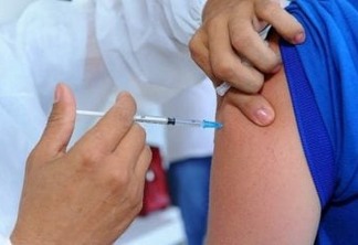 Paraíba já tem 77,82% da população adulta com esquema vacinal primário completo contra covid-19